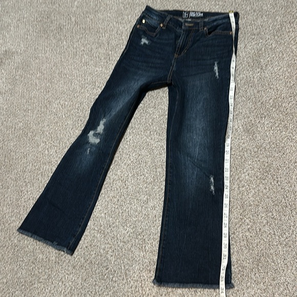 Cropped flare jeans - Picture 4 of 6
